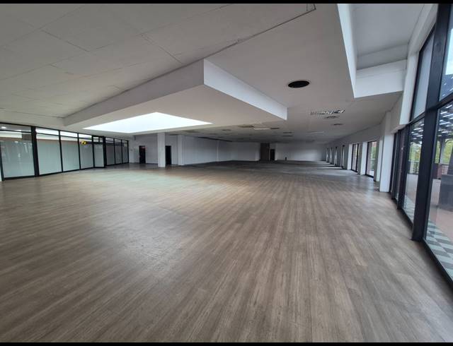 1,297M² RETAIL TO LET IN RIVONIA